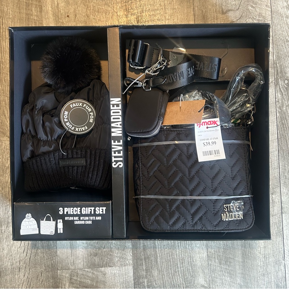 Steve Madden Gift set